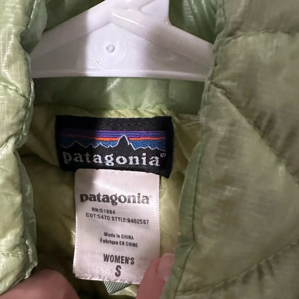 Patagonia Women’s vest - Picture 9 of 10